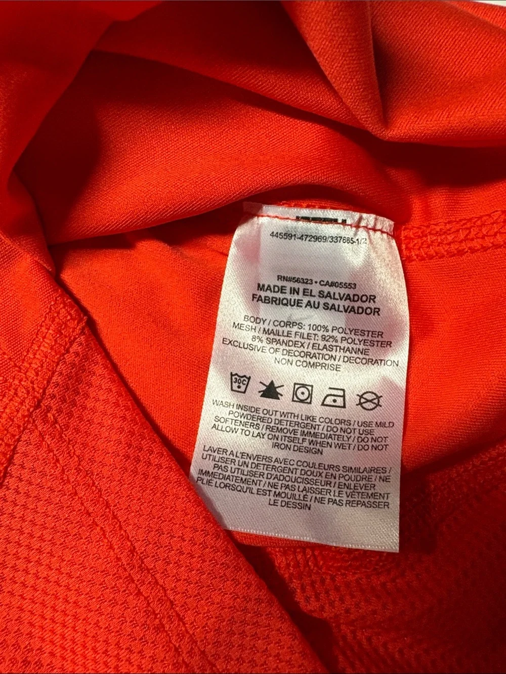 Nike medium Red Short Sleeve Performance Tee